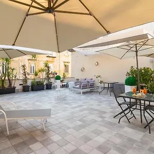 Elite House Parking Free Small Car Appartamento
